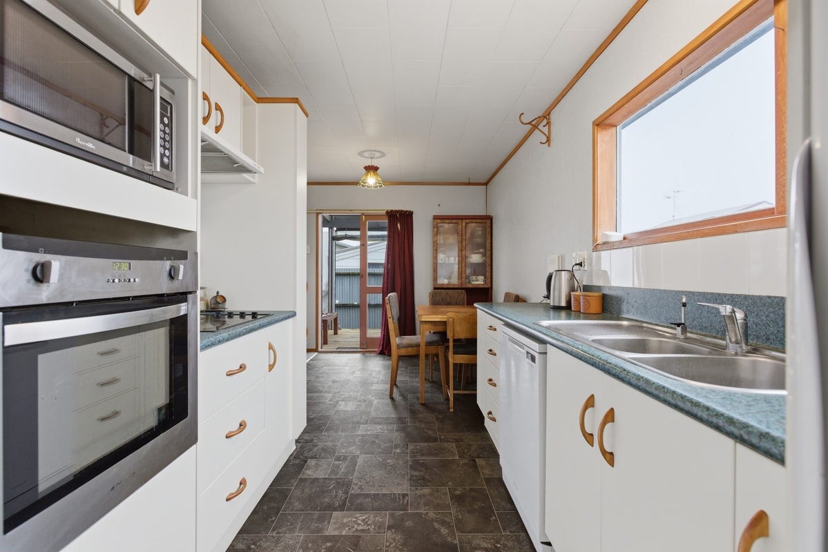 257 Dickson Road, Papamoa Beach, Papamoa - Carousel 1