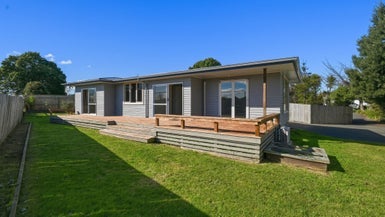 9 Motutere Avenue, Taupo, Taupo - Carousel 1