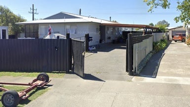 18 Palgrave Avenue, Flaxmere, Hastings - Carousel 1