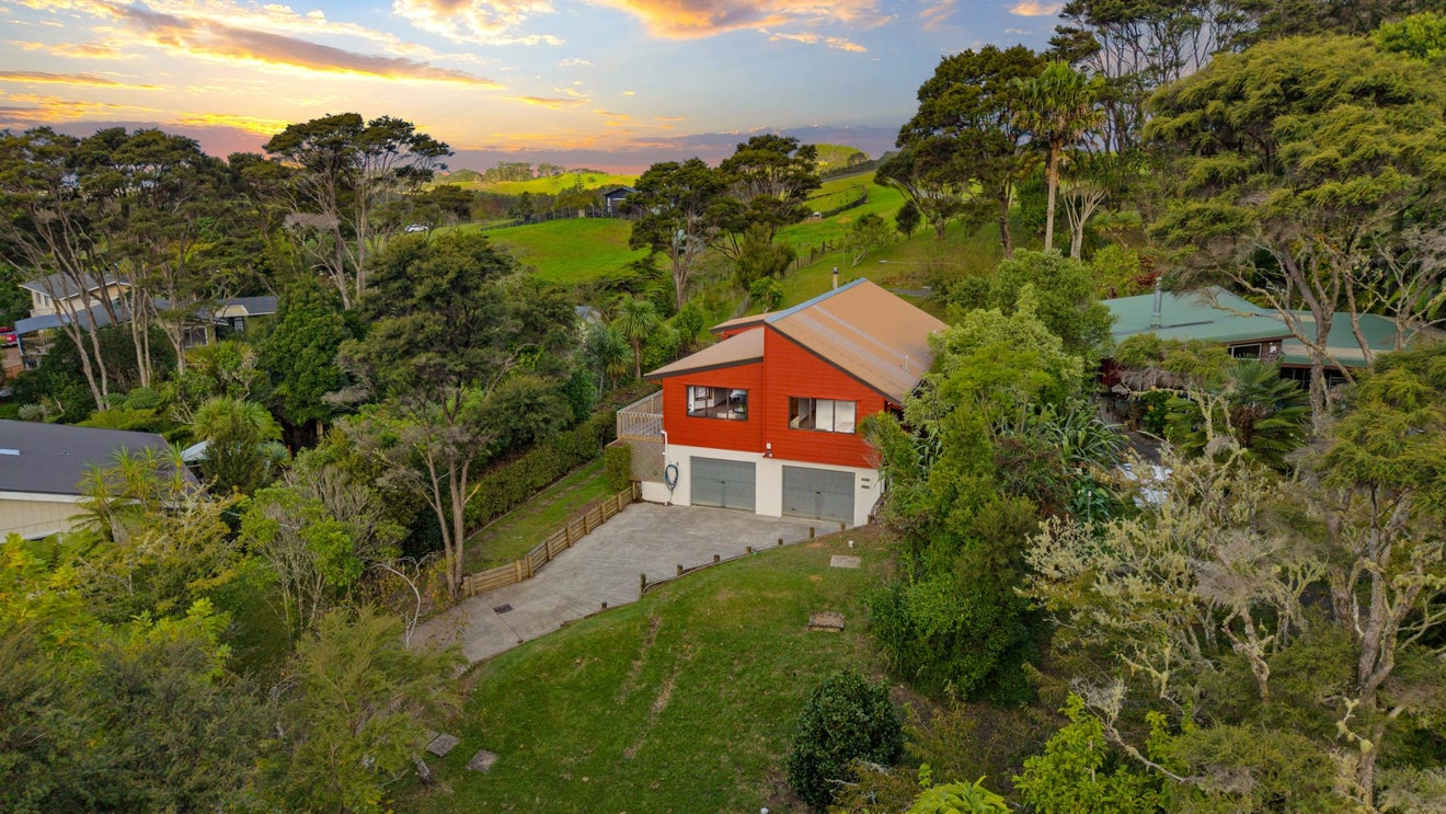 32 Opanuku Road, Henderson Valley, Auckland - Carousel 2