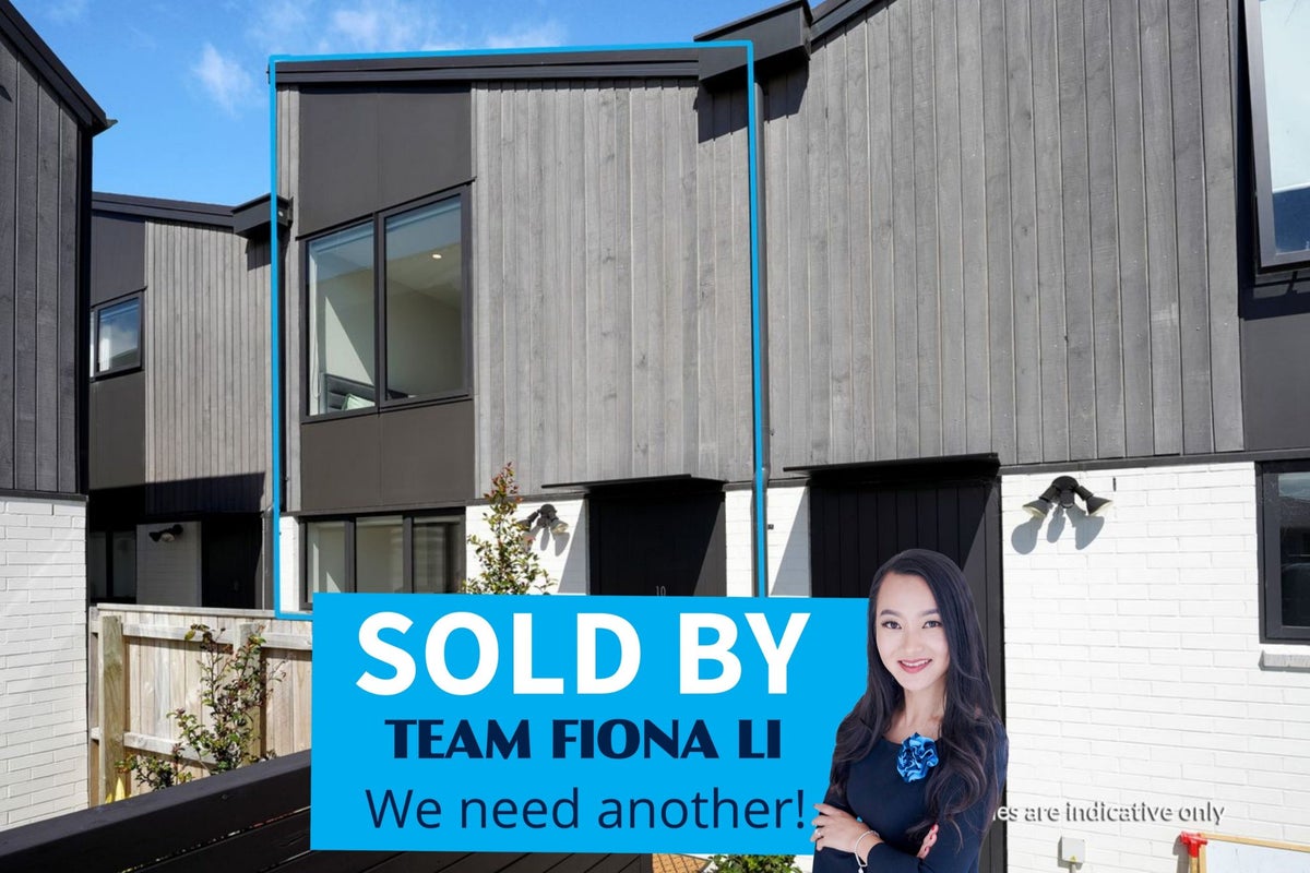 10/12 Tawa Road, Te Atatu Peninsula, Auckland - Carousel 1