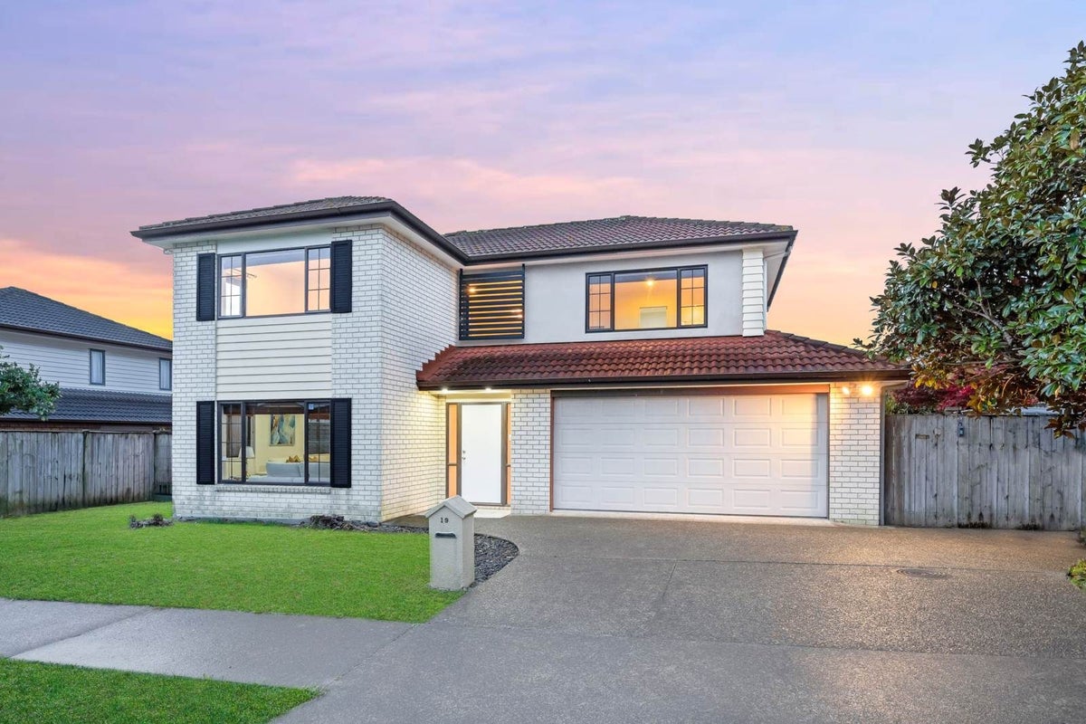 19 Malahide Drive, Flat Bush, Auckland - Carousel 32