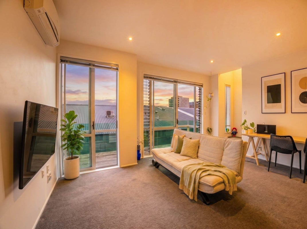 19B Scanlan Street, Grey Lynn, Auckland - Carousel 2