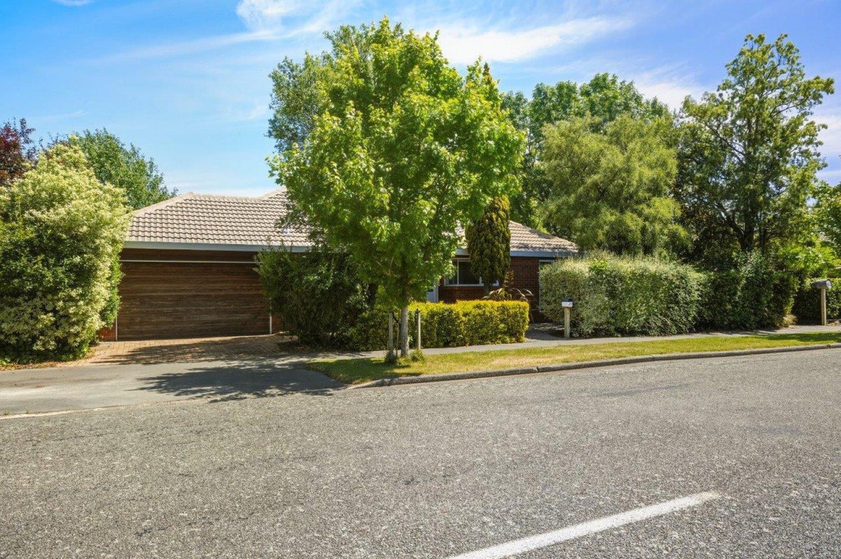 43 Bank Street, Amberley, Amberley - Carousel 15
