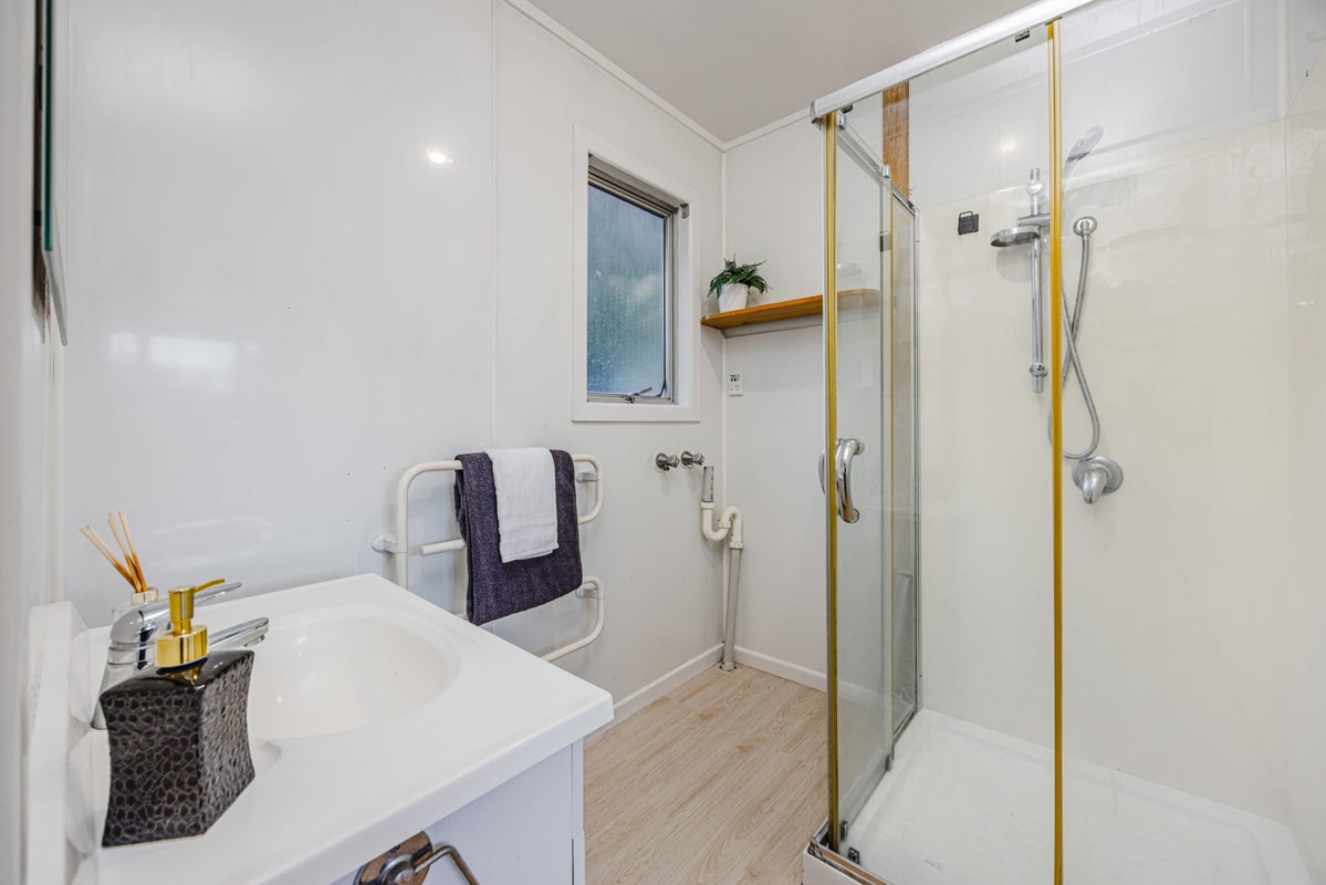 23 Clark Road, Pahurehure, Papakura - Carousel 24