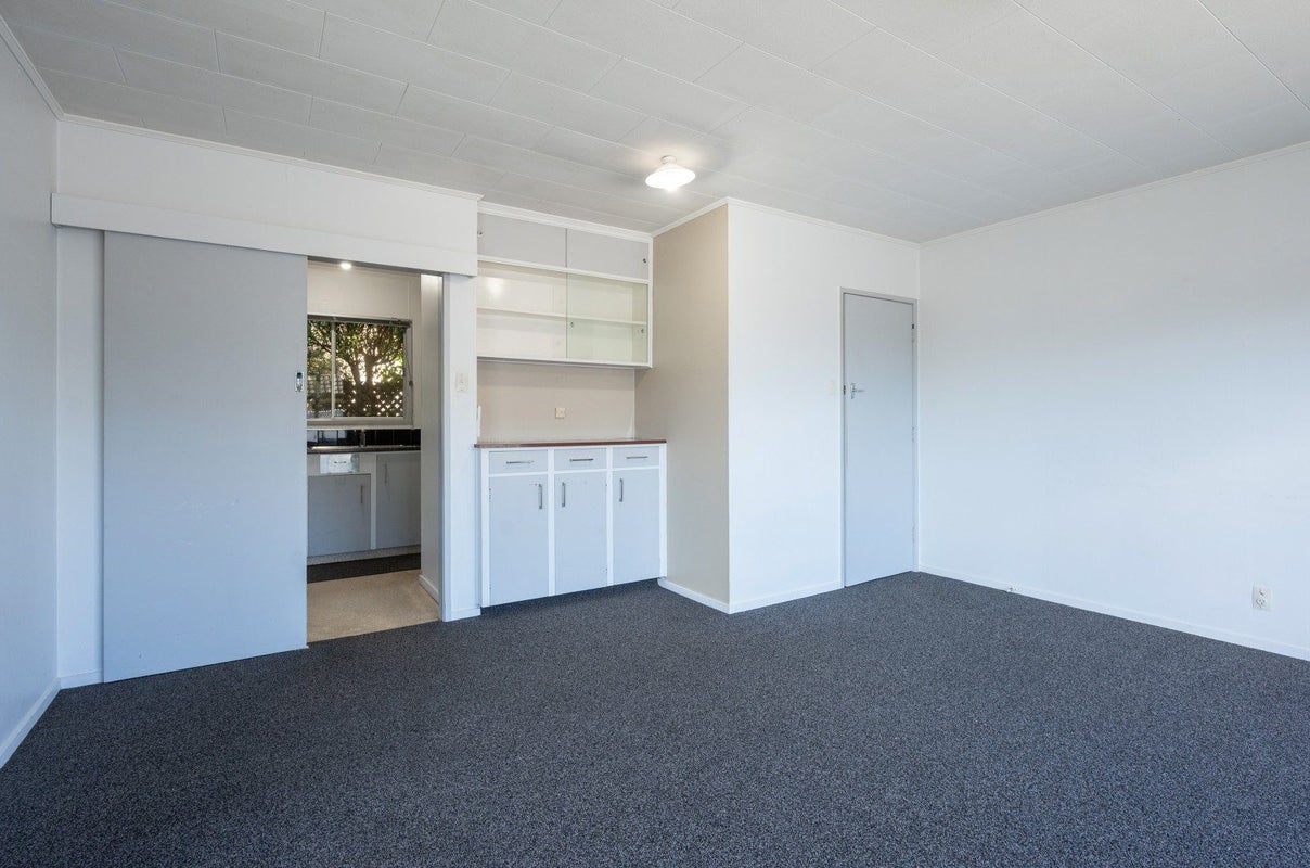 2/107 Parkers Road, Tahunanui, Nelson - Carousel 2