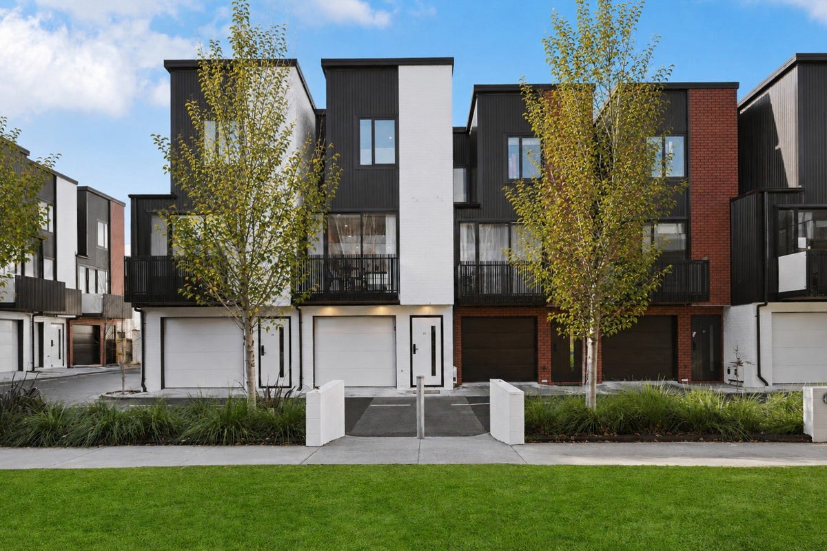 22/182 London Street, Hamilton Central, Hamilton - Carousel 1