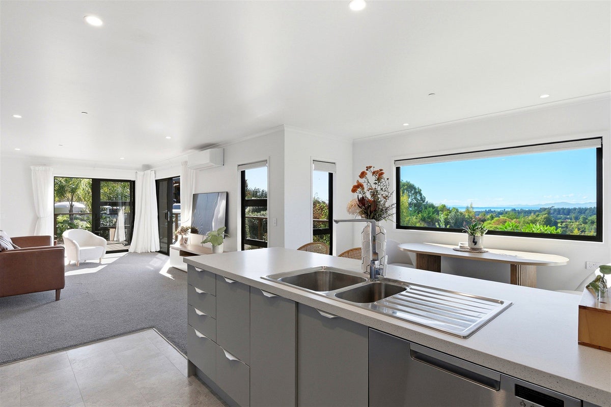 14 Harley Ridge, Tasman, Upper Moutere - Carousel 2