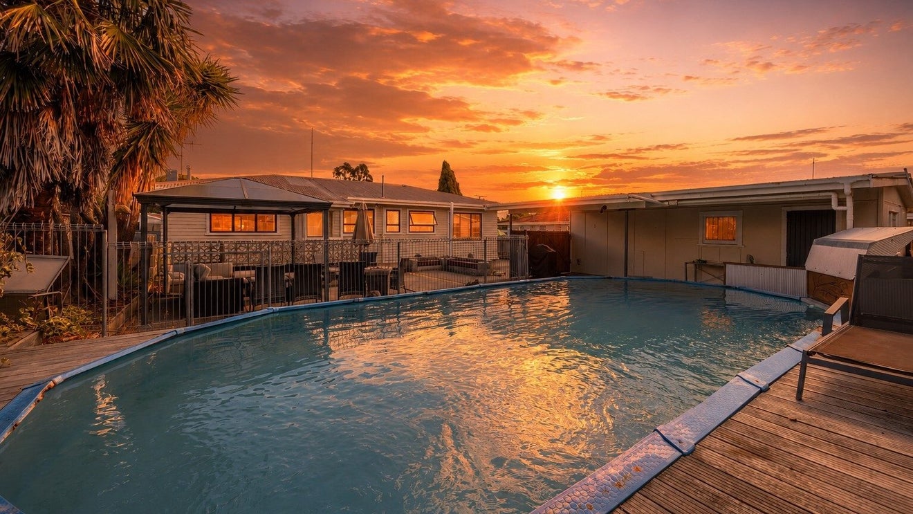 51 Downing Avenue, Pirimai, Napier - Carousel 1