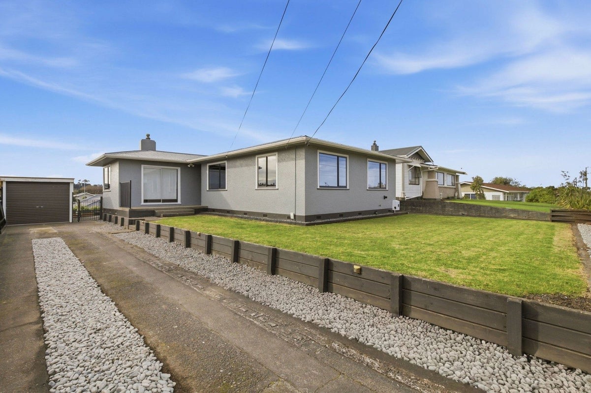 18 Lincoln Road, Springvale, Whanganui - Carousel 1
