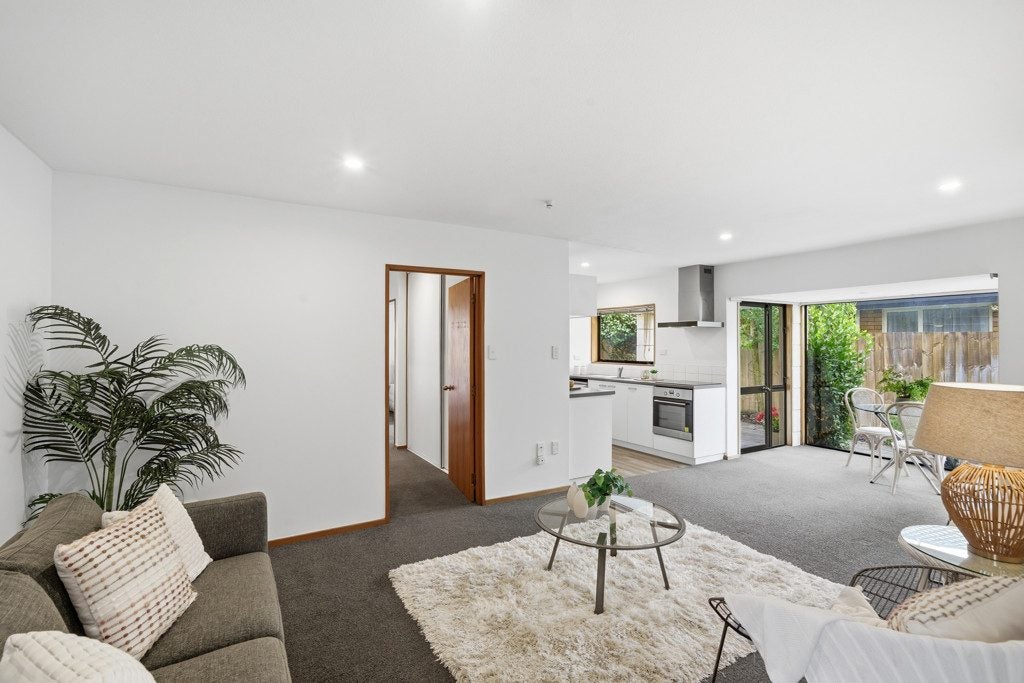 6/4 Broadbent Street, Riccarton, Christchurch - Carousel 1
