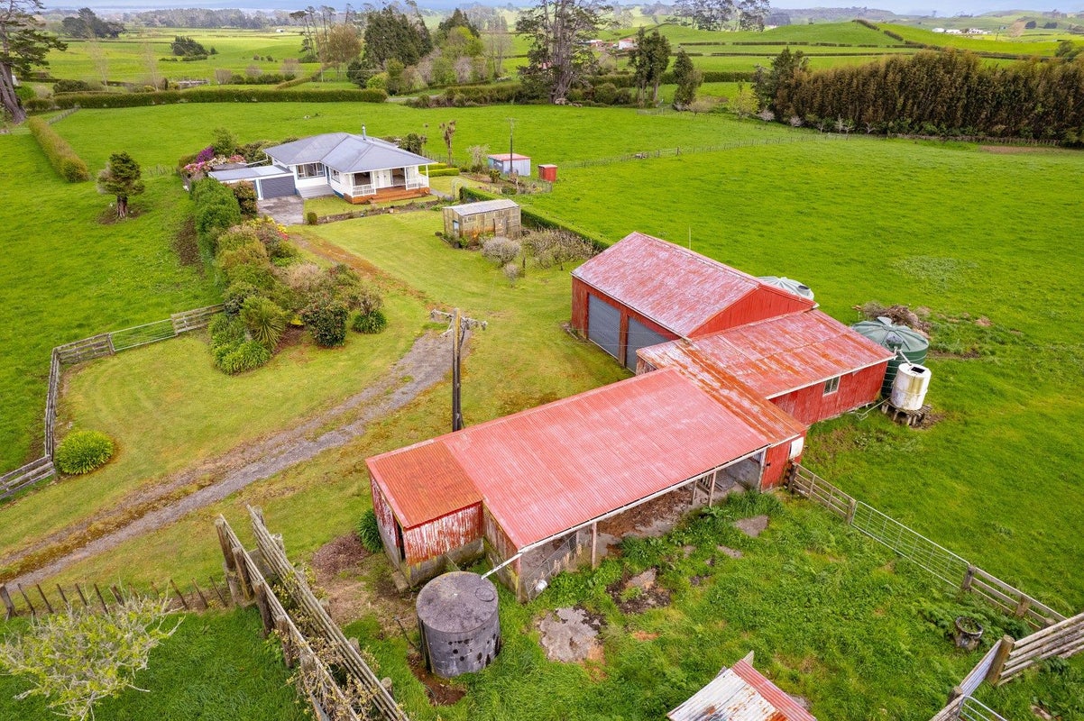 221 Stanley Road, Te Popo, Stratford - Carousel 1