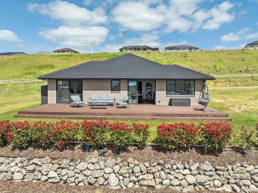 5 Leeward Terrace, Port Whangarei, Whangarei - Carousel 22