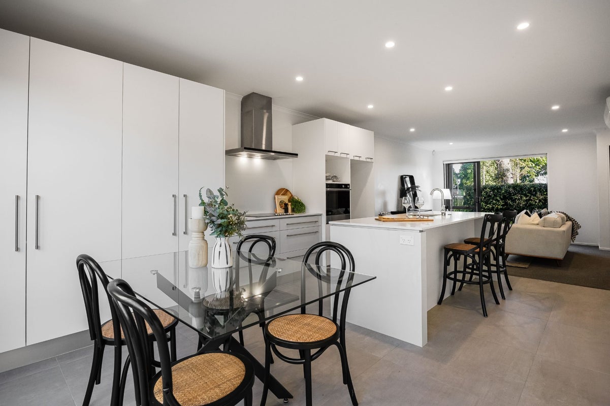28 Whenuapai Drive, Whenuapai, Auckland - Carousel 1