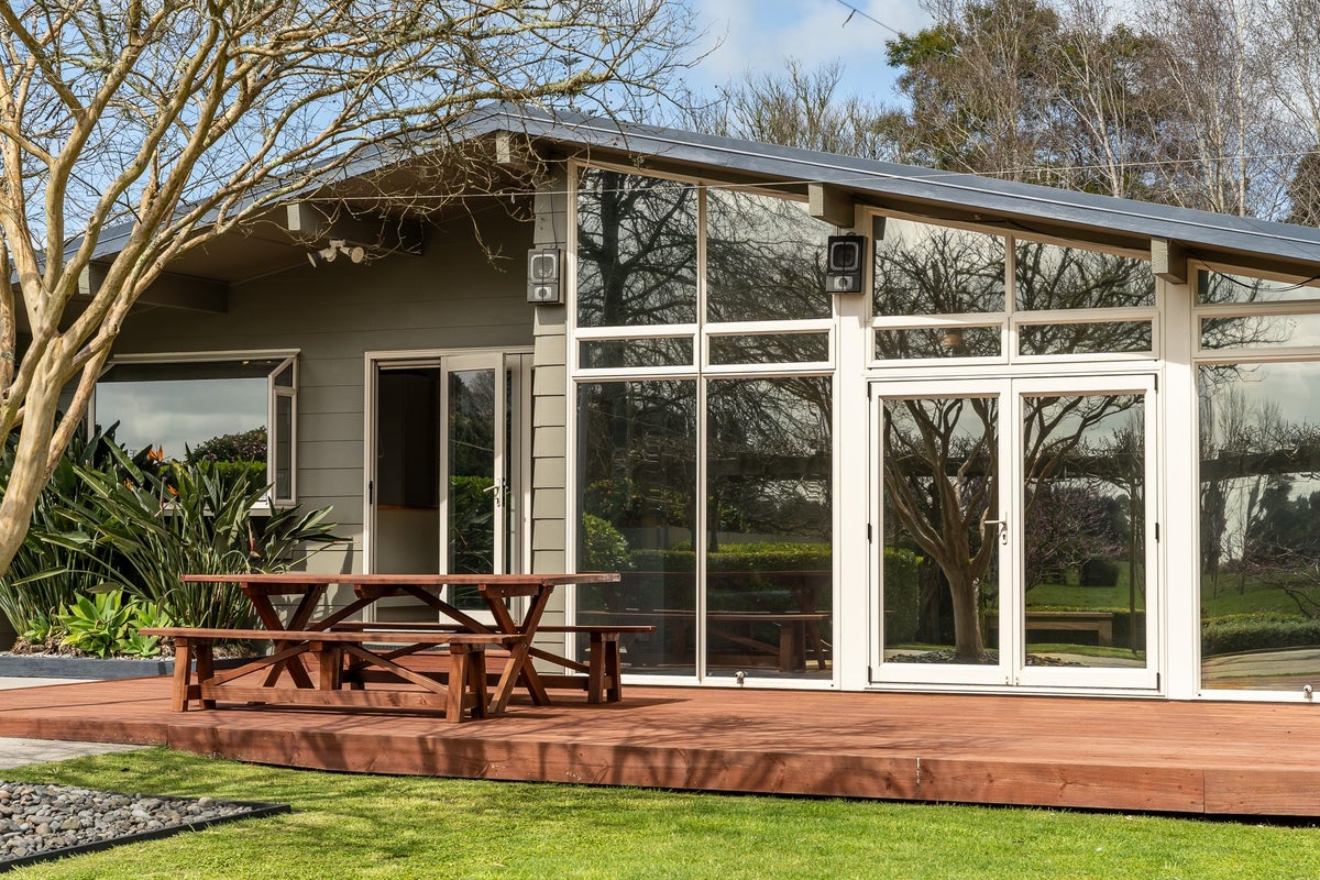 178 Exelby Road, Burbush, Hamilton - Carousel 2