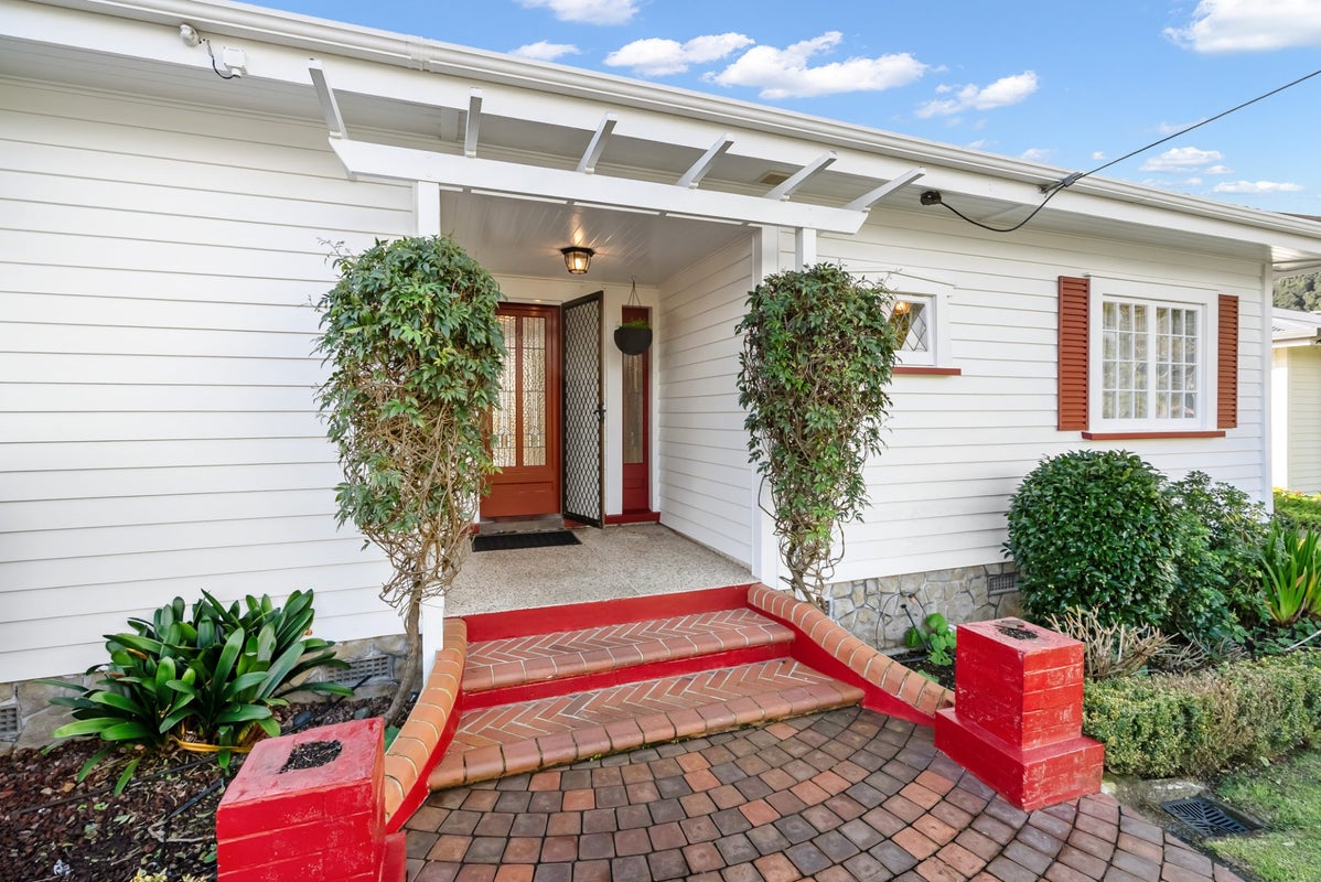 17 Shortland Street, Regent, Whangarei - Carousel 1