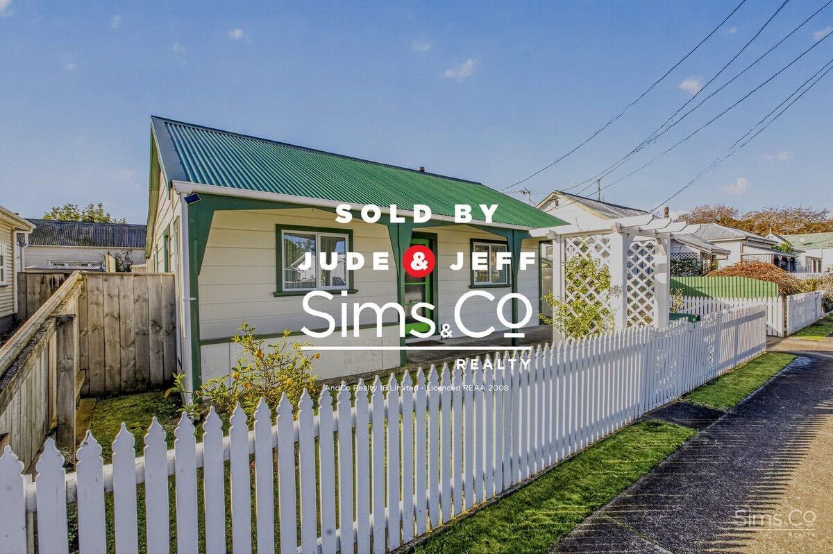 8 Lowther Street, Whanganui, Whanganui - Carousel 1