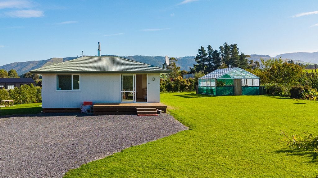 17 Bakers Road, Waimate, Waimate, Canterbury - Carousel 1