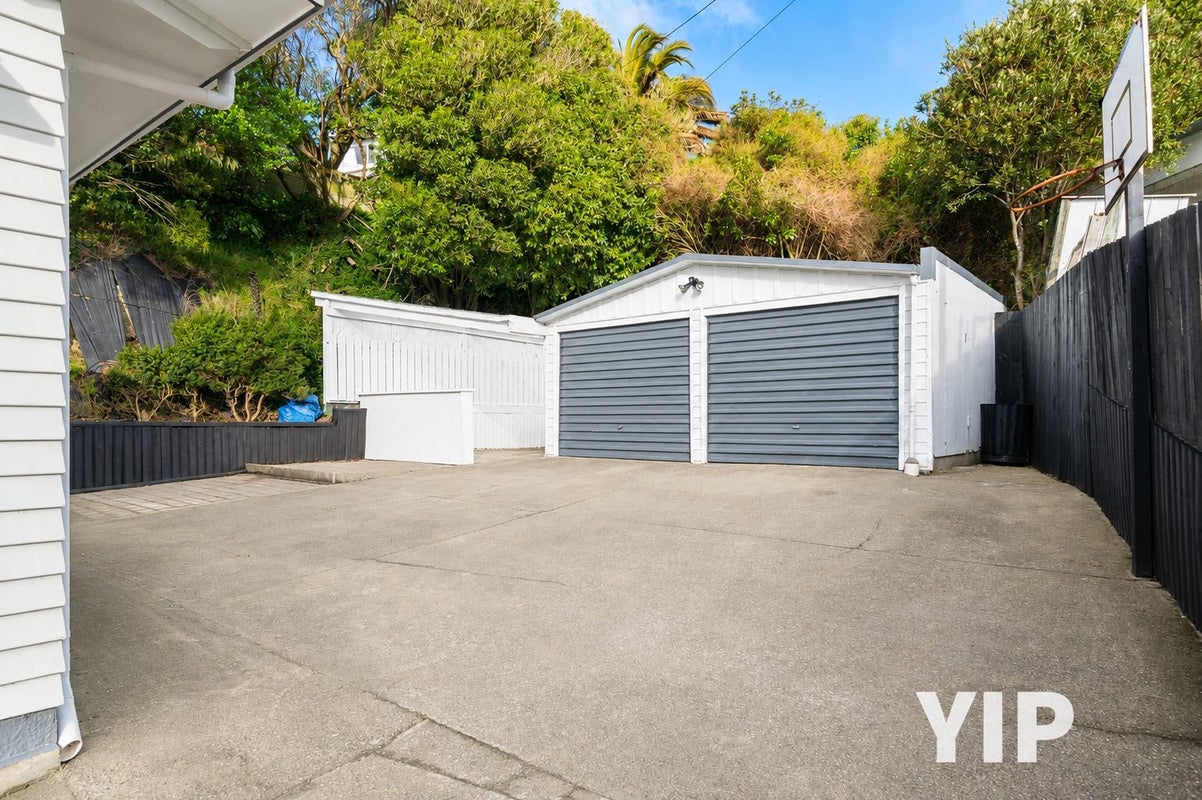 3 Jonathan Way, Paparangi, Wellington - Carousel 2