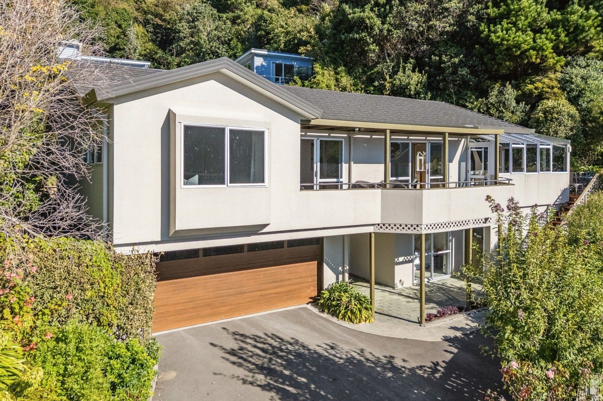 88A Paremata Road, Paremata, Porirua - Carousel 1