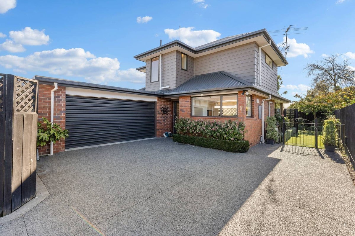 8A Freyberg Avenue, Riccarton, Christchurch - Carousel 1