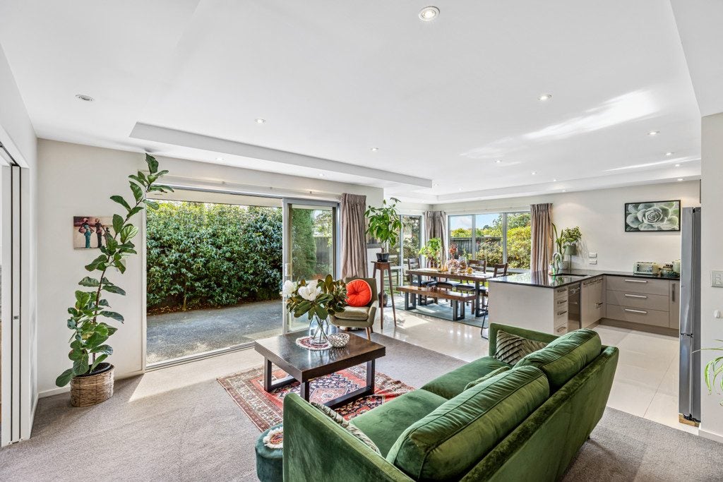 15A Cole Porter Avenue, Mairehau, Christchurch - Carousel 1