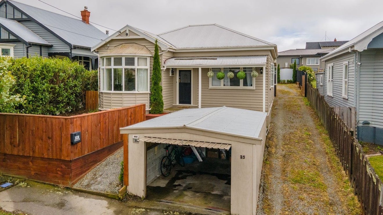 25 Roslyn Terrace, West End, Timaru - Carousel 1