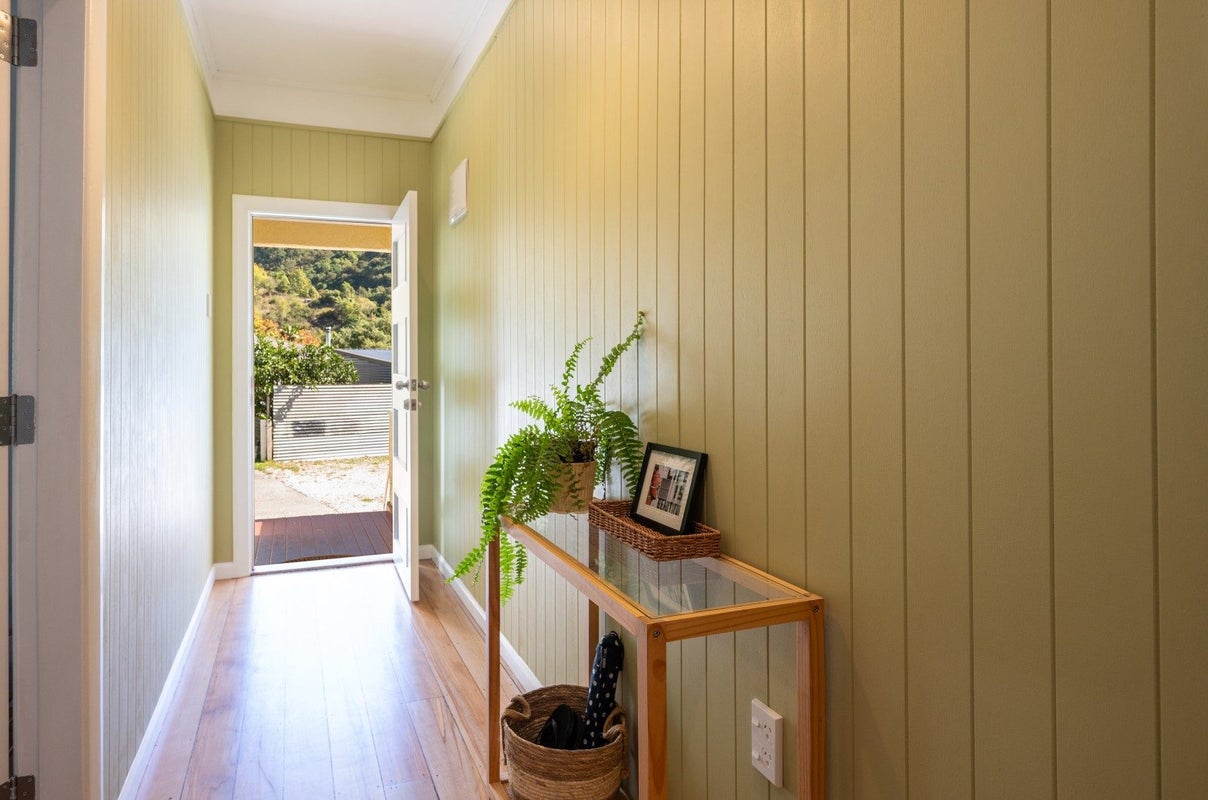 117 Brook Street, The Brook, Nelson - Carousel 2