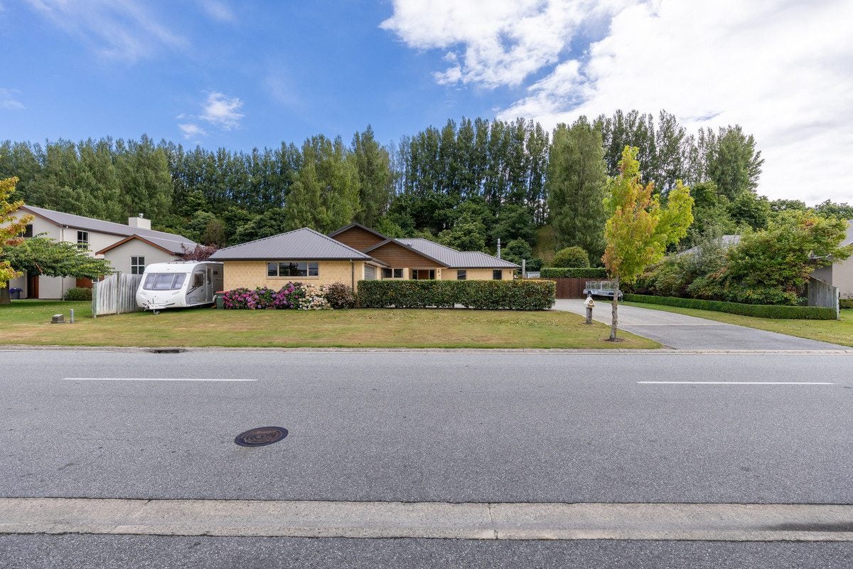 33 Sylvan Street, Lake Hayes, Queenstown - Carousel 1
