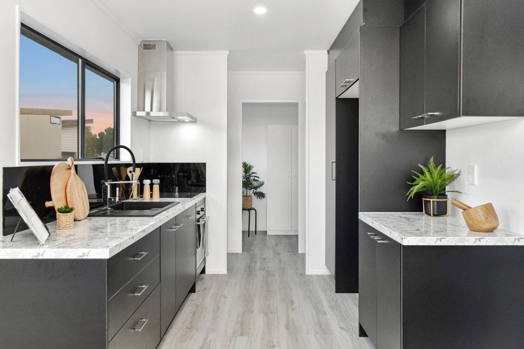 76 Eversham Road, Mount Maunganui - Carousel 2