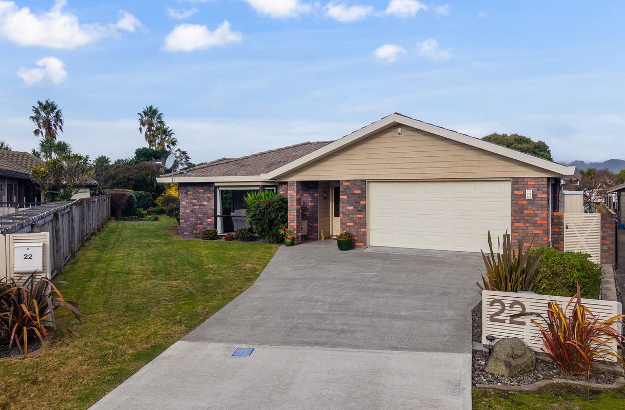22 Pinewood Grove, Paraparaumu Beach, Paraparaumu - Carousel 1