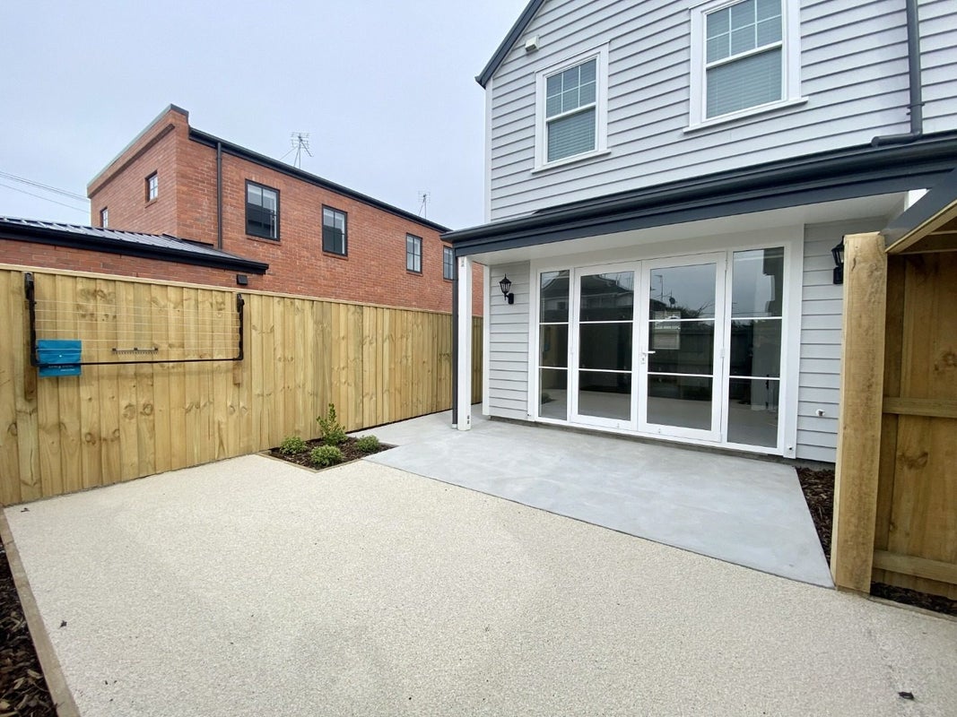 6/25 Bunyan Street, Waltham, Christchurch - Carousel 9
