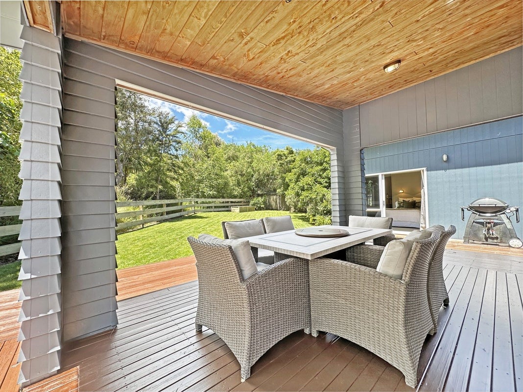 6 Yasmin Lane, Kinloch, Taupo - Carousel 2