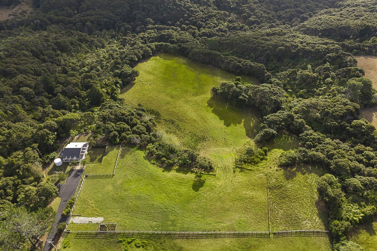1223 Old North Road, Helensville, Helensville - Carousel 1