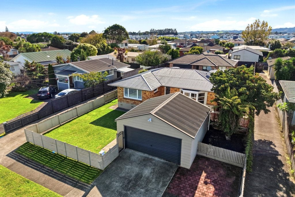 152 Old Wairoa Road, Papakura, Papakura - Carousel 1