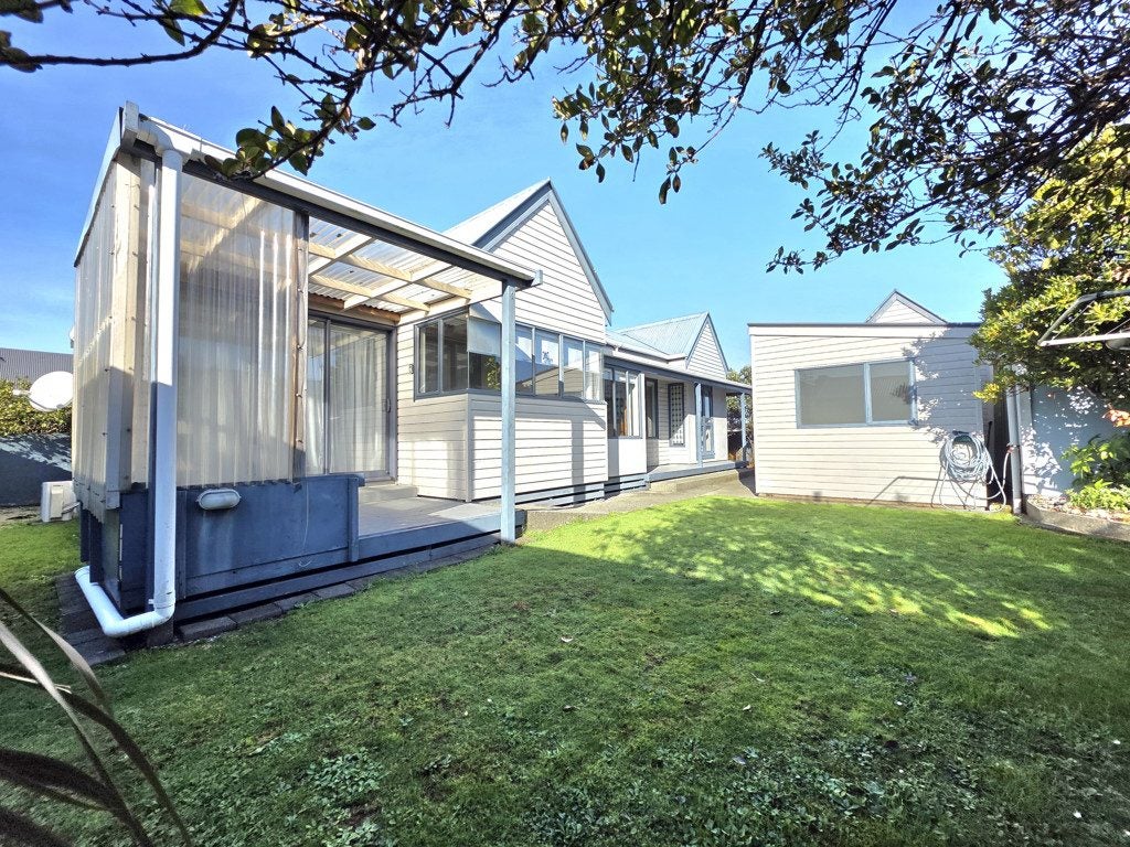 30 Tudor Street, Hokitika - Carousel 1