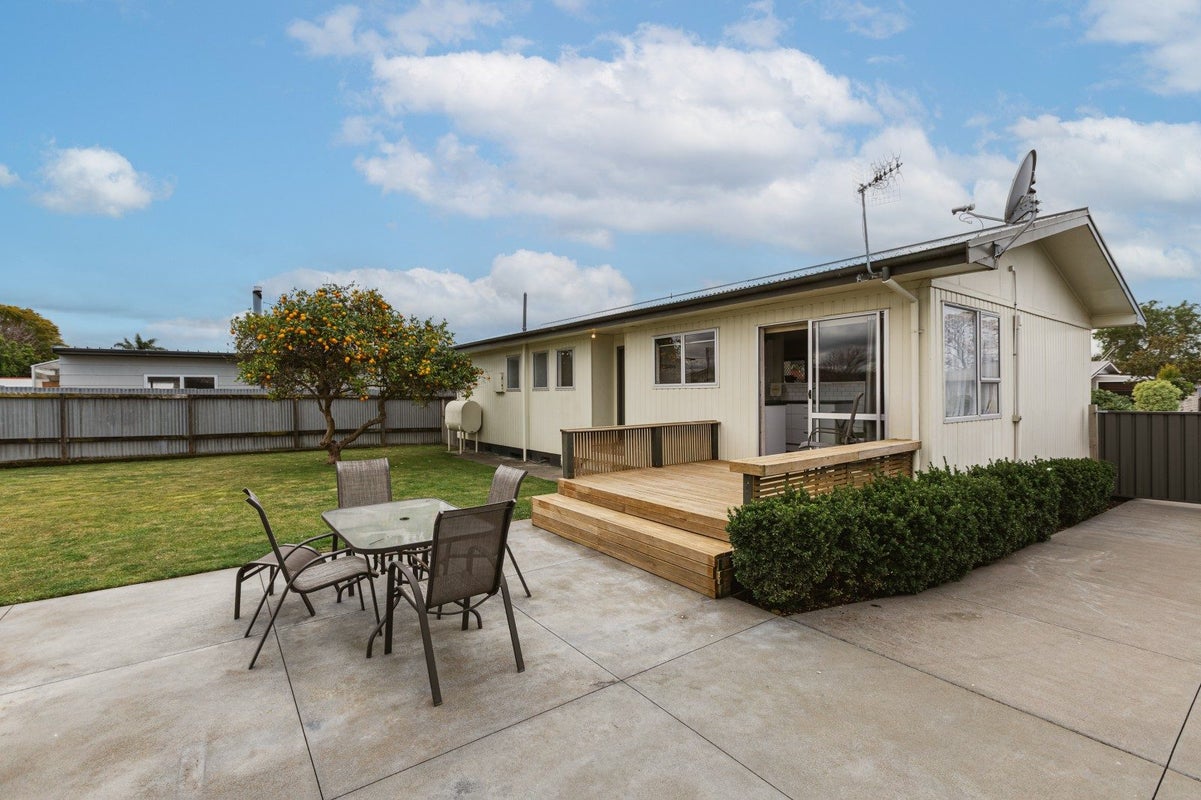 23 Plunket Street, Tamatea, Napier - Carousel 1