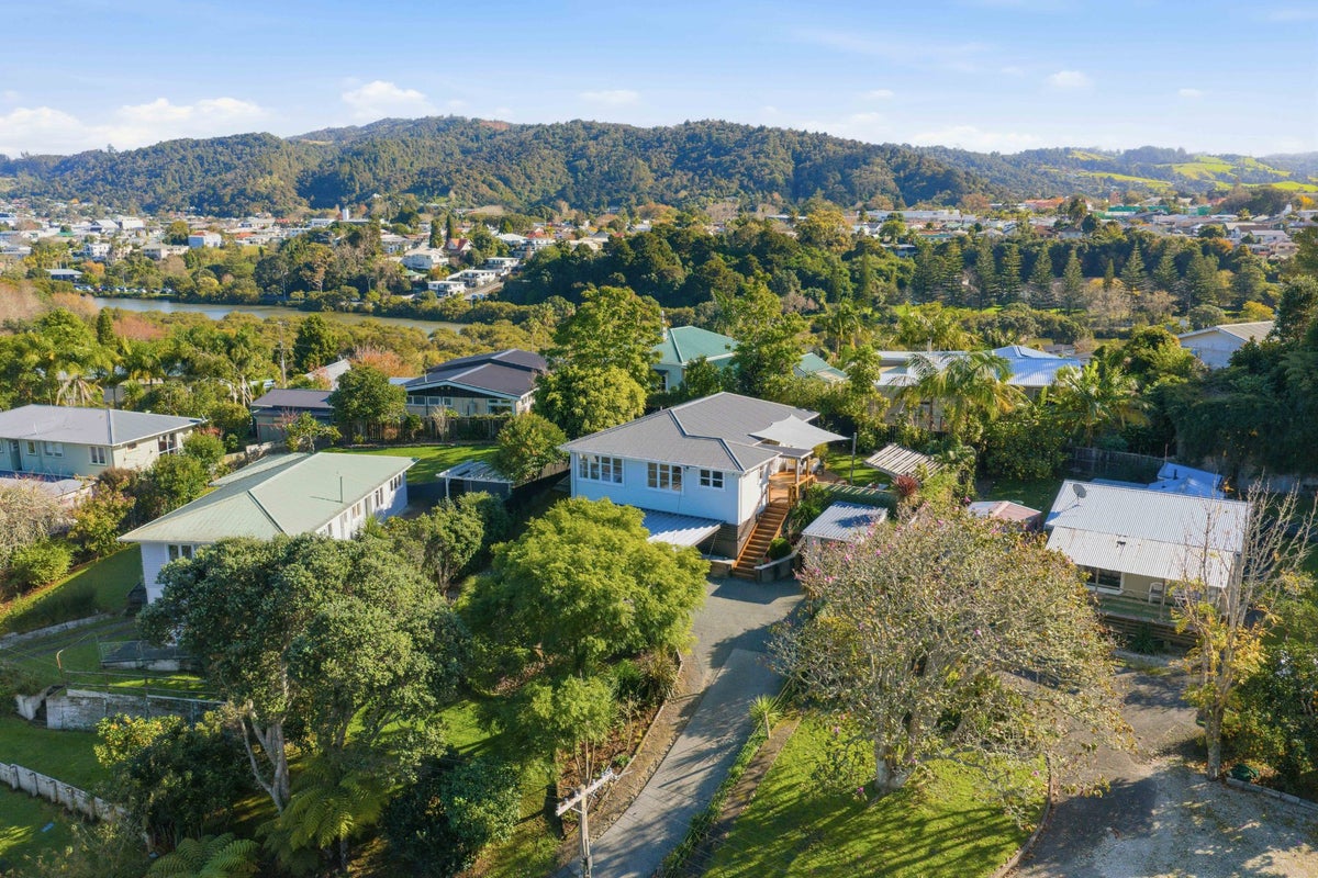 3 Patiki Street, Riverside, Whangarei - Carousel 1