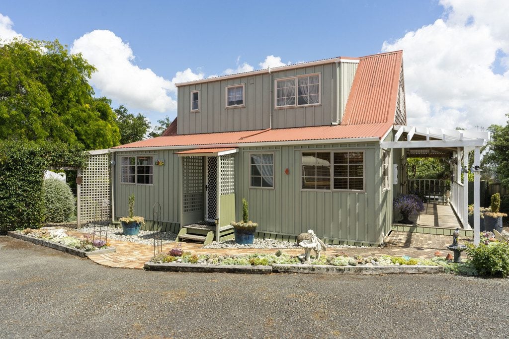 35 Hill View Road, Kamo - Carousel 32