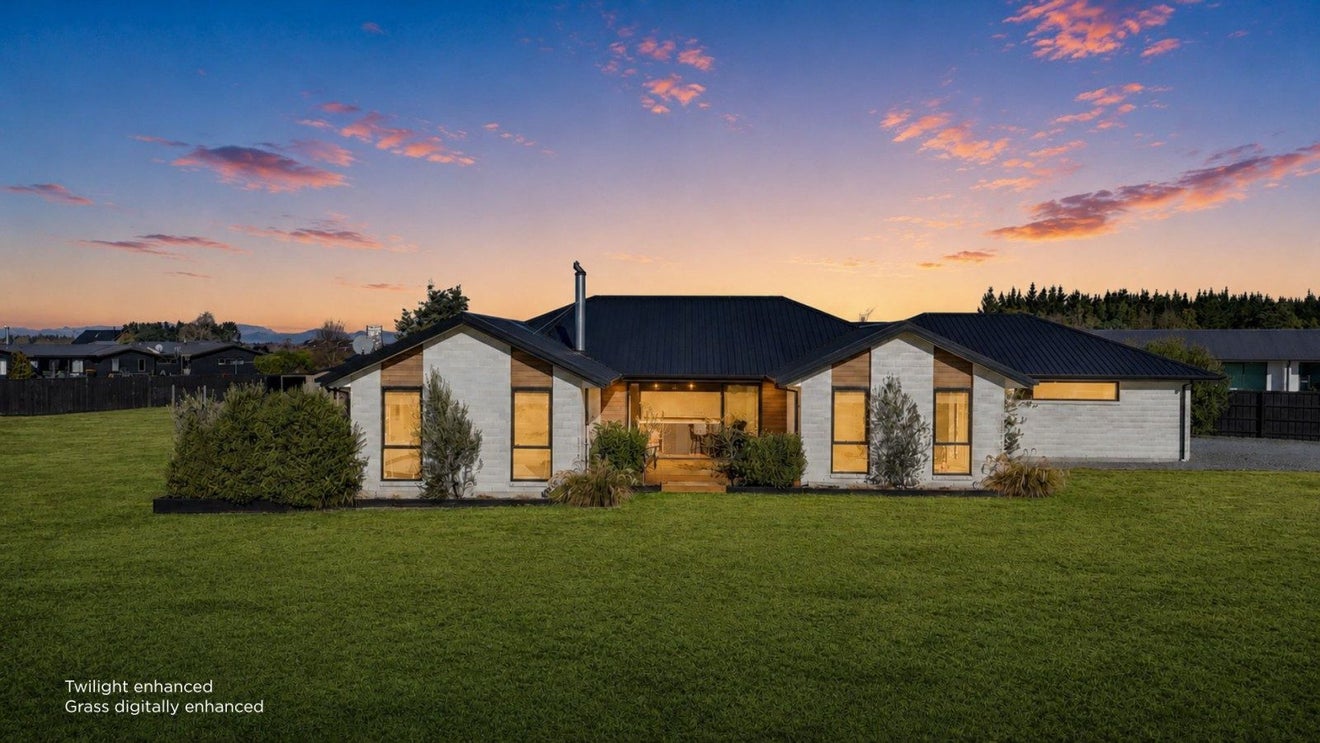 14 Braeburn Crescent, Swannanoa, Kaiapoi - Carousel 1