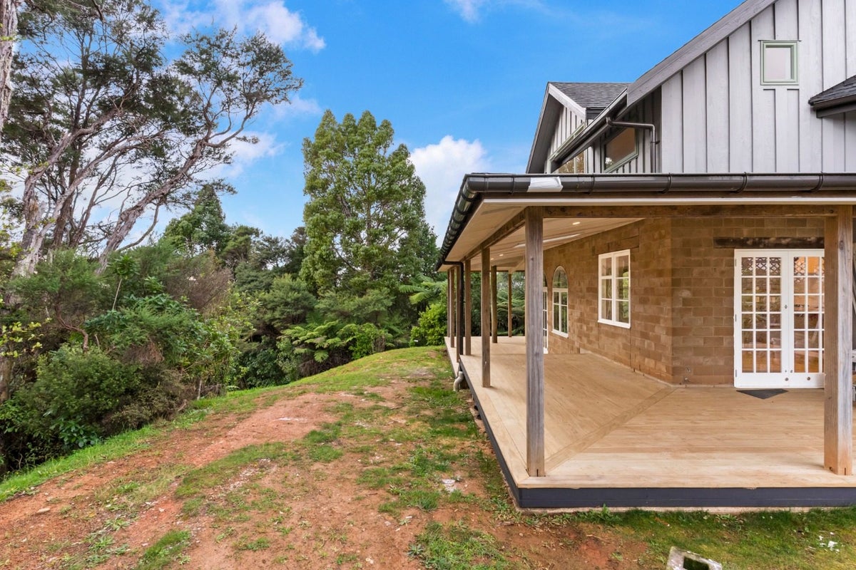 20 Welsh Hills Road, Swanson, Auckland - Carousel 15