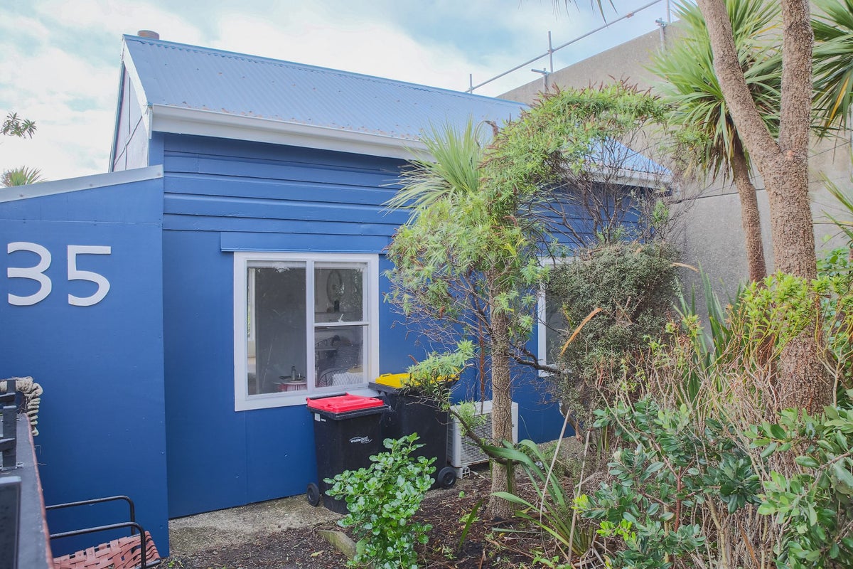 35 Barrow Street, Bluff, Bluff - Carousel 25