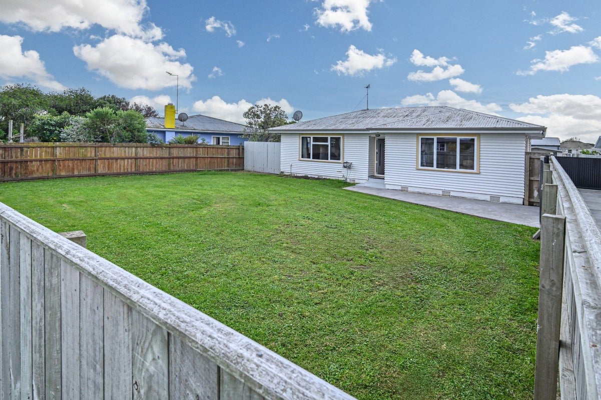 16 Hillary Crescent, Maraenui, Napier - Carousel 18