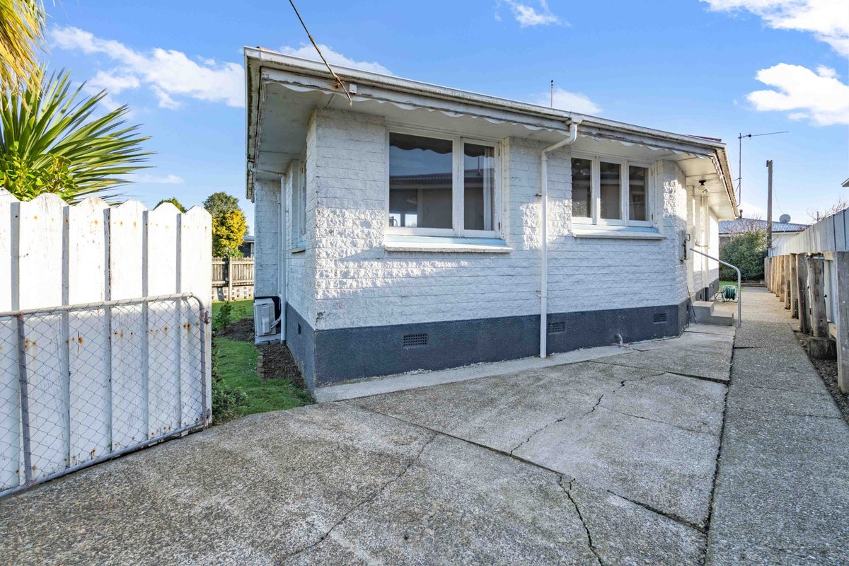 5 Braemar Street, Kew, Invercargill - Carousel 22