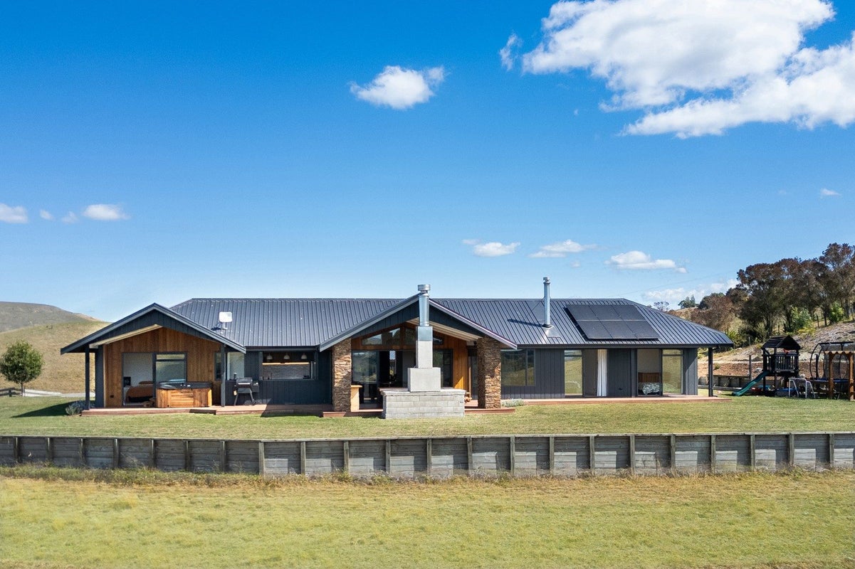 613C Matapiro Road, Crownthorpe, Hastings - Carousel 1