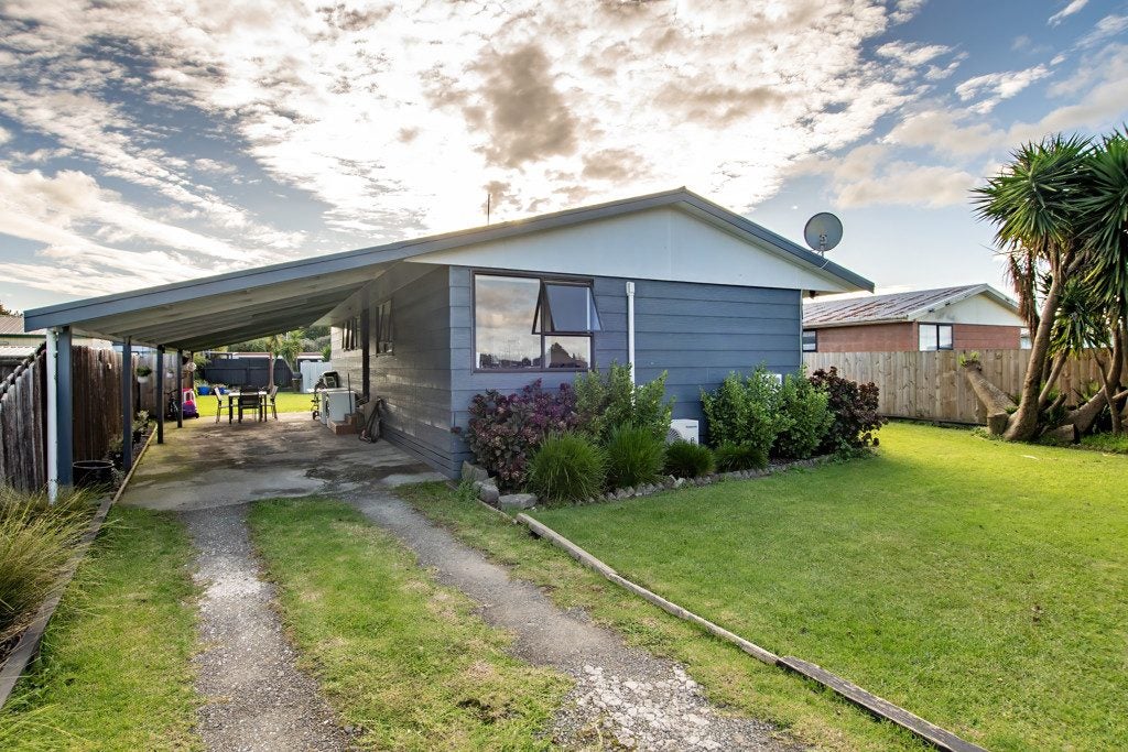 11 Payne Avenue, Opotiki, Opotiki - Carousel 1