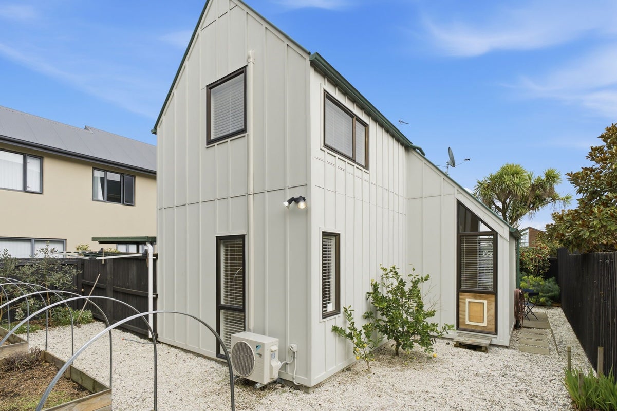 130A Sherborne Street, St Albans, Christchurch - Carousel 1