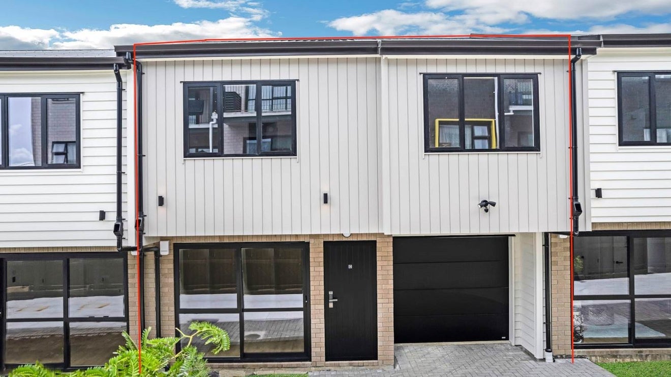 525C Massey Road, Mangere, Auckland - Carousel 1