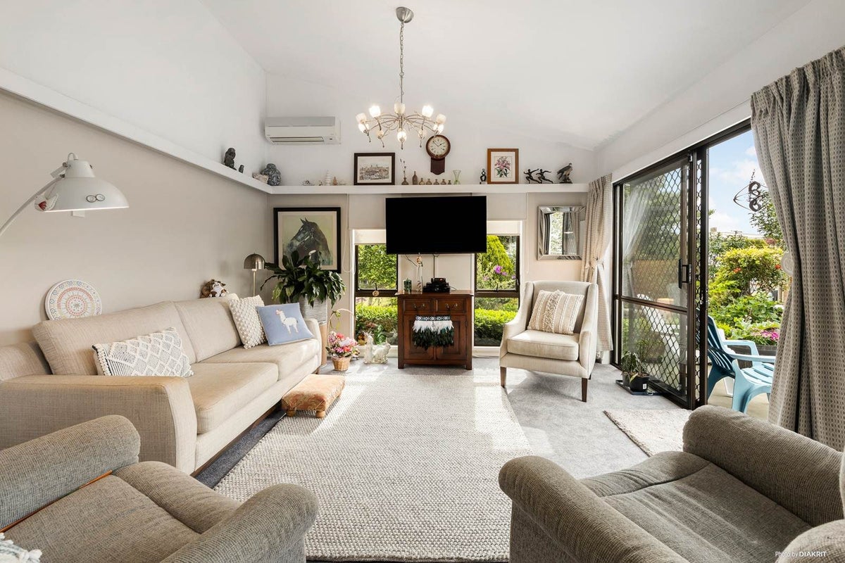 116A Wellington Street, Pukekohe, Pukekohe - Carousel 2