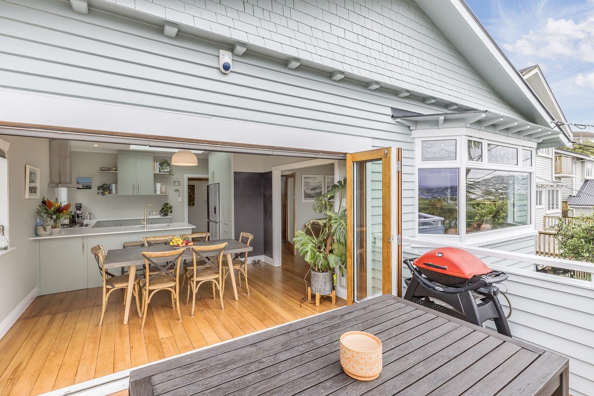 22 Imperial Terrace, Melrose, Wellington - Carousel 2